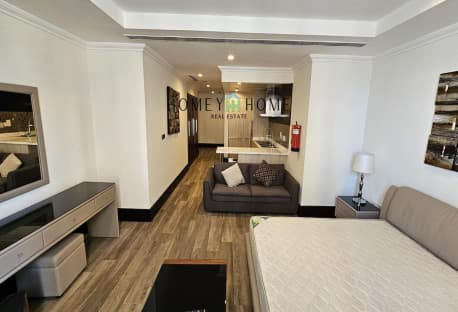 Studio Apartment with balcony in Porto Arabia