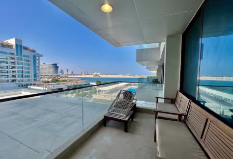 Upgraded One bedroom | including bills | Marina