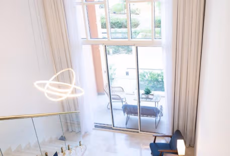 AMAZING DUPLEX 1 BEDROOM-F/F-BILLS INCLUDED