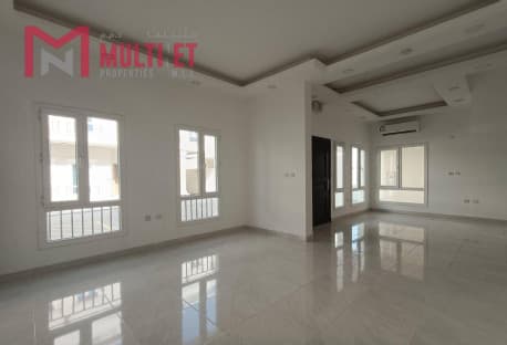 Spacious 5 BHK | Compound Villa | Modern Layout