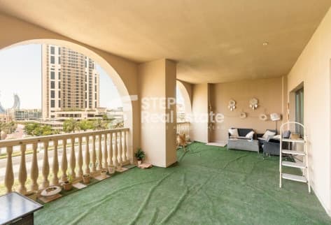 Apartment with Endless Views from Balcony