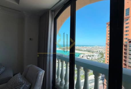 2 BR Apartment in The Pearl | 191 sqm | Balcony