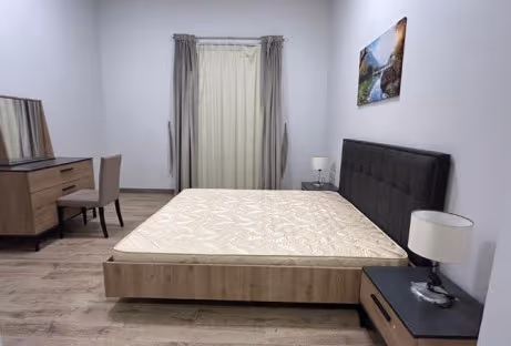 SPACIOUS ONE BEDROOM / FULLY FURNISHED / FOXHILLS