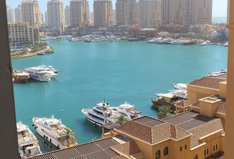 AMAZING 2 BEDROOMS- S/F-SEA AND MARINA VIEW