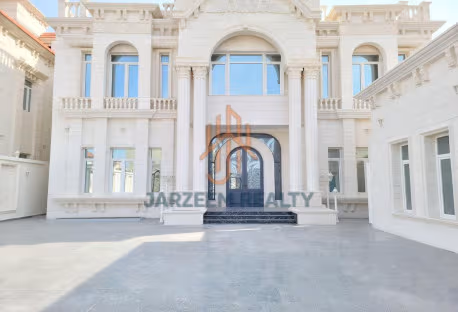 Grand 10BR Villa | Sleek Design | Ultimate Comfort