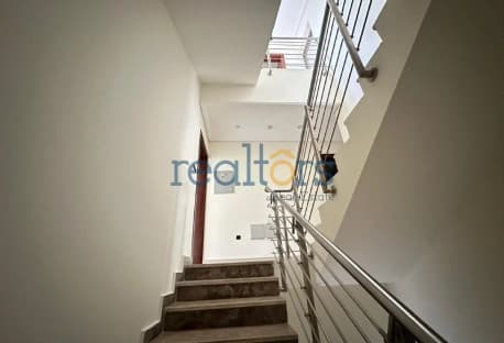 Excellent Villa with Modern Amenities