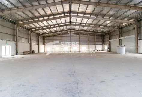 Spacious Warehouse and Labour Camp for rent