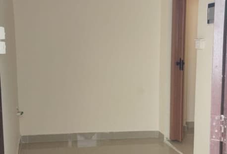 Al-Kharaitiyat room with kitchen and bathroom