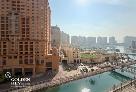Elegant 1BR with Spacious Balcony | Marina View
