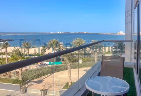 Hot Deal 1BHK Apartment with Stunning Balcony View