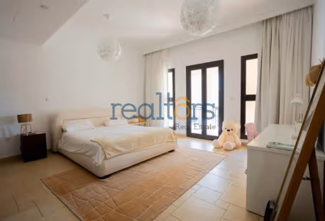 Exclusive Offer | 5BR Duplex Penthouse | Rented