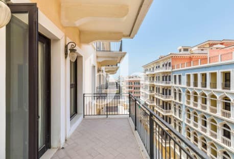 HOT DEAL | 3BHK SEMI FURNISHED I PEARL ISLAND