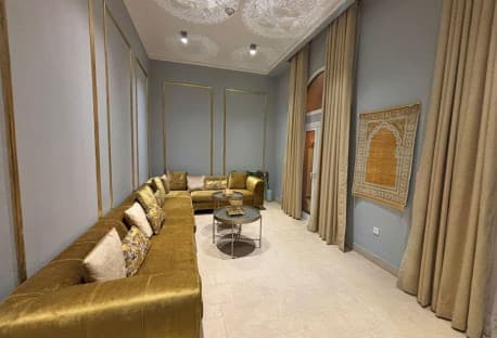 Elegant 3BR Casa Terrace with Canal View