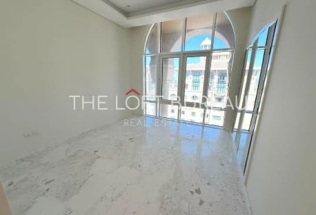 Renovated Penthouse 4 BR + Maid|5 Years PP| No Fee