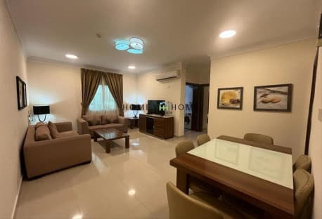 Including bills: Luxury 2-bedrooms in Umm Gwalina