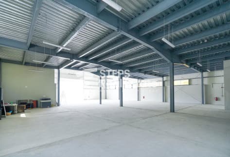 1500 sqm Carpentry and General Store with Rooms
