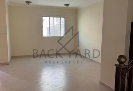 Specious 6 BHK Villa in Quiet Compounds for 9500