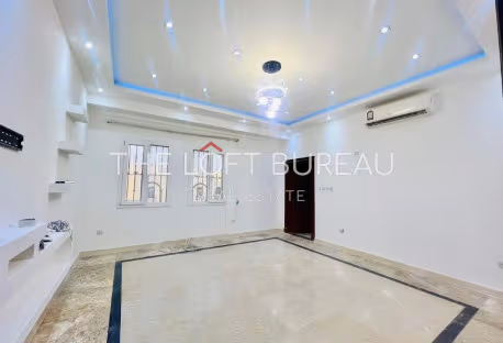FULLY RENOVATED VILLA || PREMUIM LOCATION