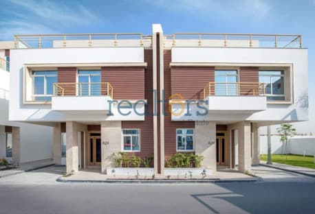 FF 3BR + Maid | 425 SQM | Huge Rooftop Balcony