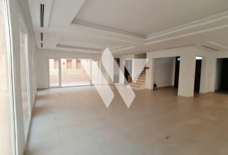 Generously Spacious 4BR Villa | Rent in West Bay