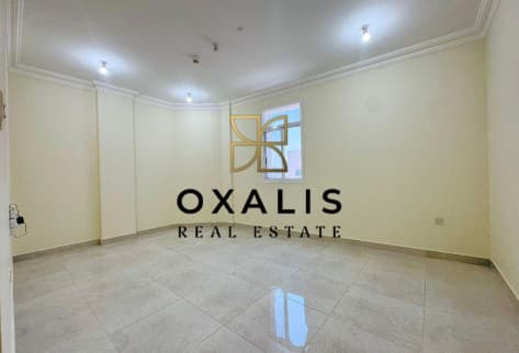 NEAT AND CLEAN 2 BHK APARTMENT | AVAILABLE NOW!