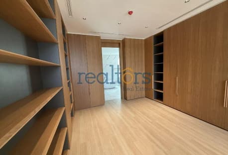 New Luxury Modern Villa I Private Pool I Elevator