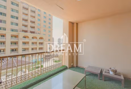 Fully Furnished Studio| Balcony | Bills Included