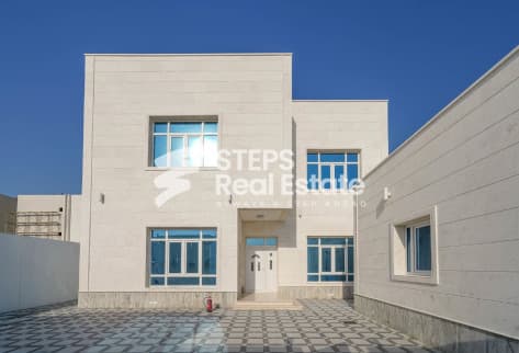 Luxurious Villa with Lift for sale in Al Wukair