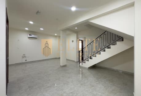 Spacious 5-Bedroom Semi-Furnished Villa with Maid’