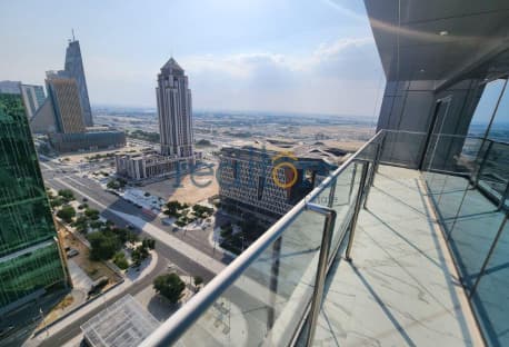 Grab Deal 2 Bedroom Living with Balcony !!