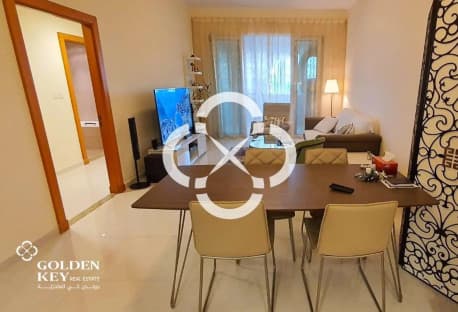 Elegant 2BR+Balcony in Viva Bahriya | Beach Access