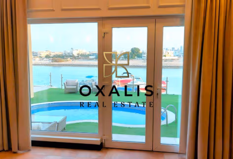 WITH PRIVATE POOL | BEACH FRONT 5 BEDROOMS VILLA