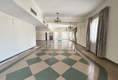 Penthouse Spacious | 4 bedroom in Prime Location