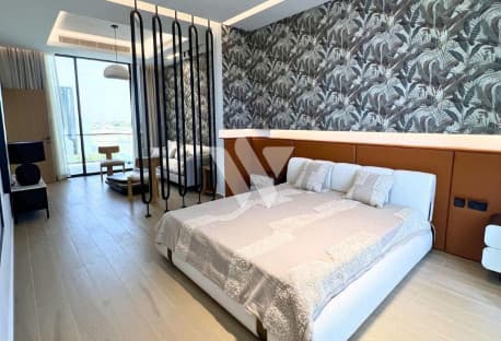 PREMIUM 5BR STANDALONE VILLA | PRIVATE BALCONY|