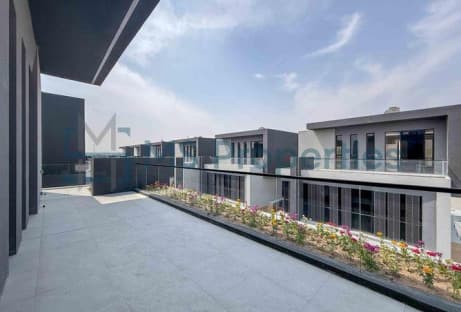 Free Hold Stand Alone Villa 6 YRS PAYMENT PLAN