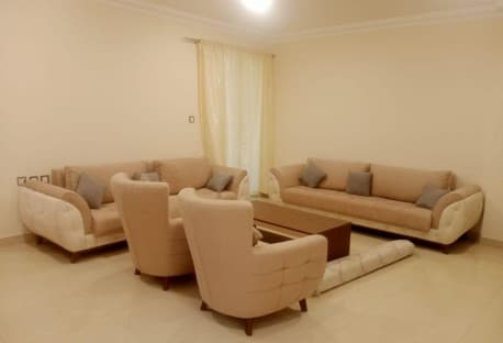 Nie Apartment 3BHK FF in Fereej Abdel Aziz W/Bills