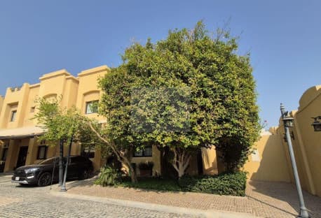 SF 4BHK + Maid Room Compound Villa In Al-Hilal.