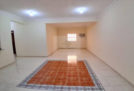 2 bhk very big size Near to family park