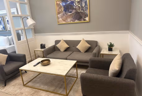 MODERN STUDIO - INCLUDING BILLS ABRAJ SHEKH