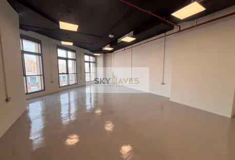 75 Sqm | Fitted Office Space Available| Bank St.
