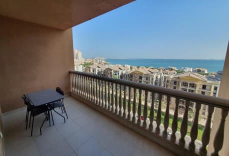 Furnished Apartment 2 Bedrooms in Porto Arabia