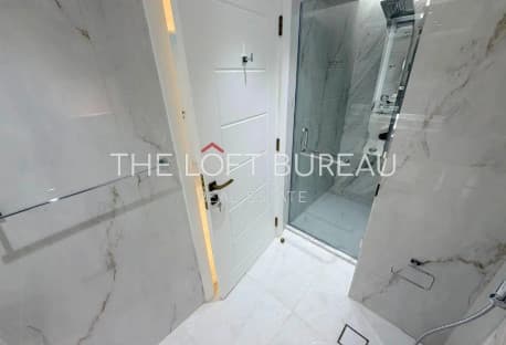 Fully Renovated 2 BR|No Commission Fee|5 Years PP|