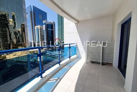 2BR APARTMENT | SEA & CITY VIEW | WEST BAY