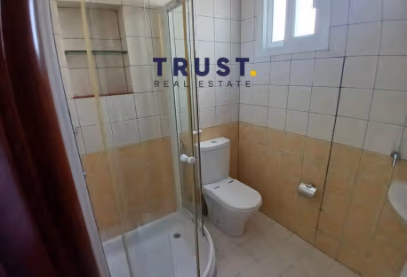 5 BR Villa in West Bay Lagoon with 380 sqm Space
