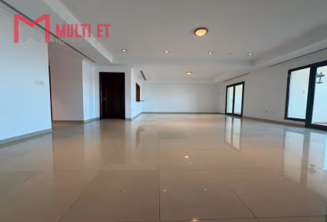Large 2 Masters Bedrooms SF in Porto Arabia