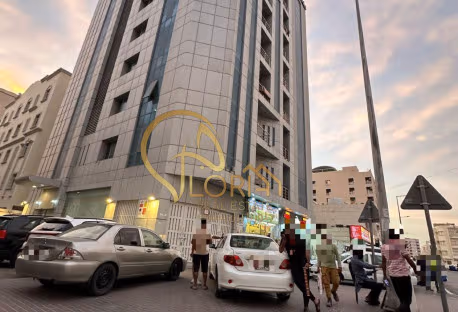 للبيع مبنى شقق فندقيه +2 محل - بالدوحة الجديدة