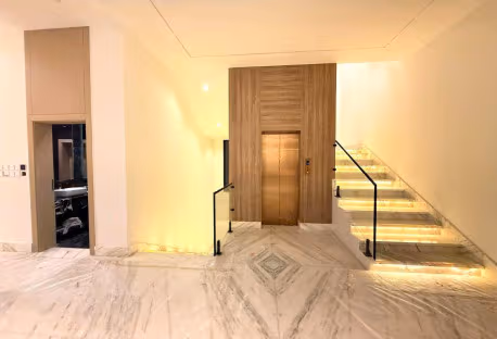 LUXURY LARGE VILLA WITH SEA & BOULEVARD VIEWS