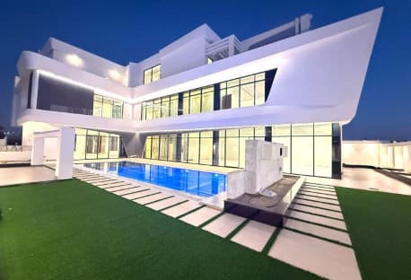 LUXURY LARGE VILLA WITH SEA & BOULEVARD VIEWS