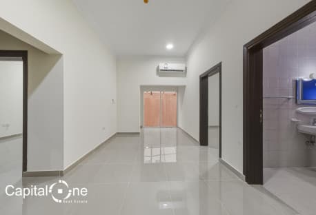 NO COMMISSION | SPACIOUS 3BHK WITH BACKYARD