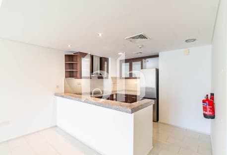 1 BEDROOM | SF | BEACH ACCESS | PRIME LOCATION